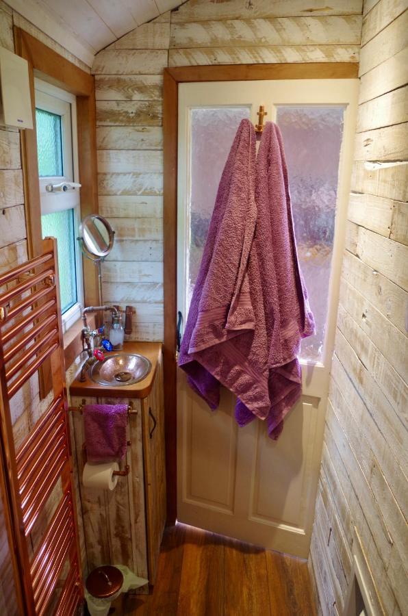 Cherry Tub In The Orchard. Cozy Getaway Stillington Exterior photo